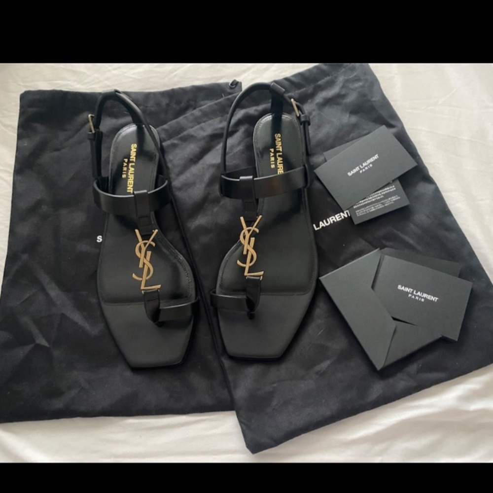 SAINT LAURENT CASSANDRA FLAT SANDALS SIZE 381/2